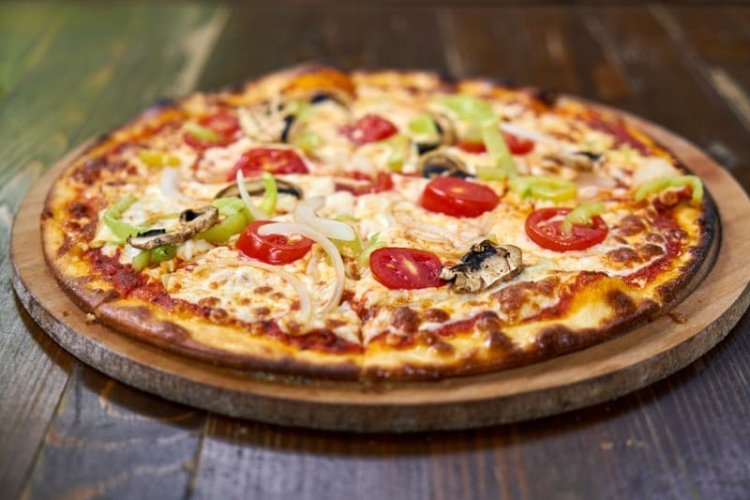 Your Guide to Pizza Bolzano in Viechtach – Straight from Pizza Roma’s Oven