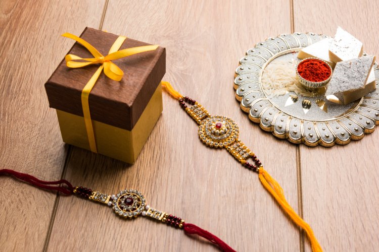 Sentimental Rakhi Gifts for Your Younger Sibling