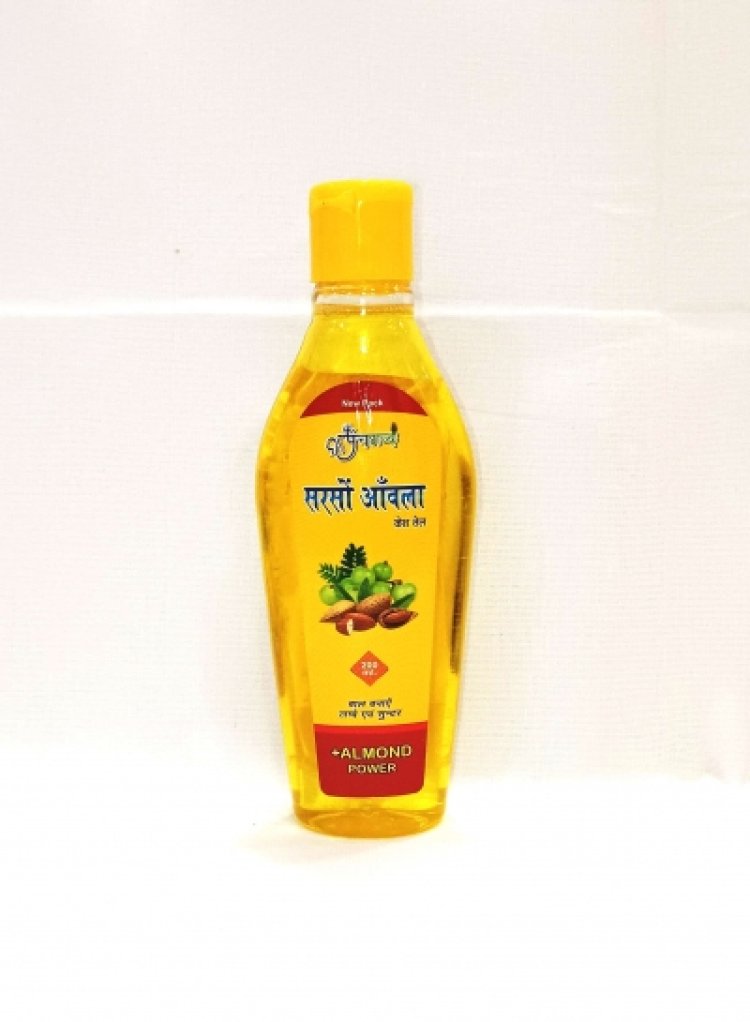 Panchgavya Sarson Amla Kesh Tel is made with mustard oil and amla that helps get longer and stronger hair. It nourishes the scalp and makes the hair shiny and smooth. It has a non-sticky formulation.