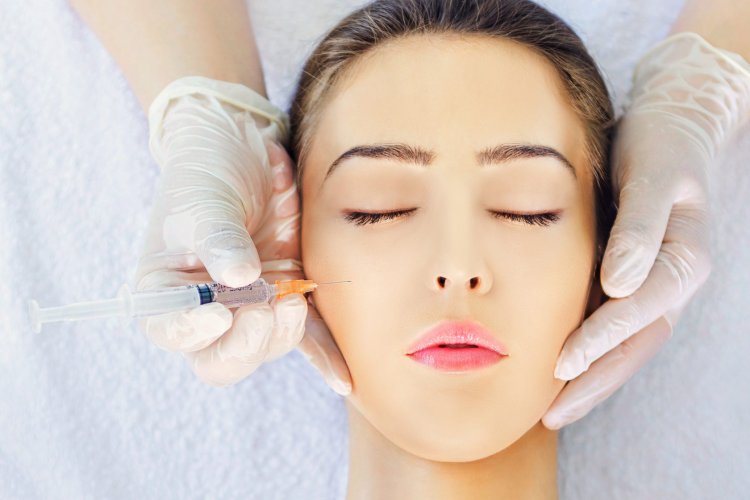هل تبحث عن عيادة تجميل نسائية بالرياض؟ إليك الأفضل