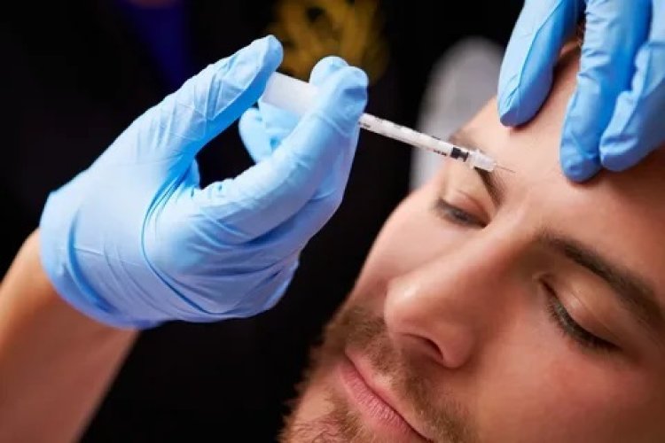 اختيار عيادة وطبيب موثوق لحقن البوتوكس في دبي: عوامل السلامة والنتائج المثلى
