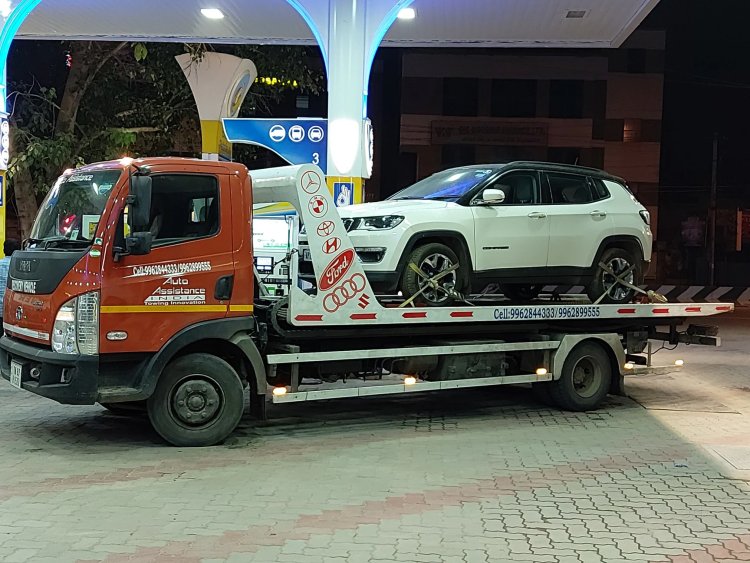 Stuck? Don't Panic! Your Guide to "Car Recovery Service Near Me"