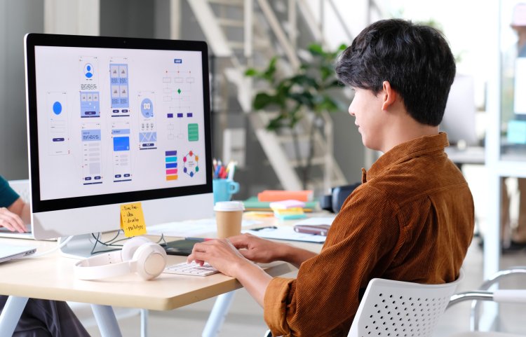 The Rise of Virtual Office Administration Services: 7 Ways They're Transforming Business Today