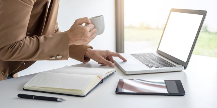 Work Smarter, Not Harder with Administrative Assistant Services