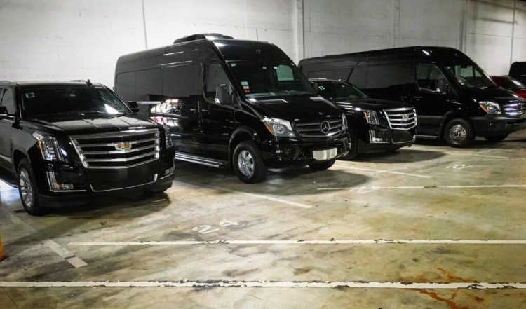 Top Reasons to Pick a Limo for Your Foxwoods Visit