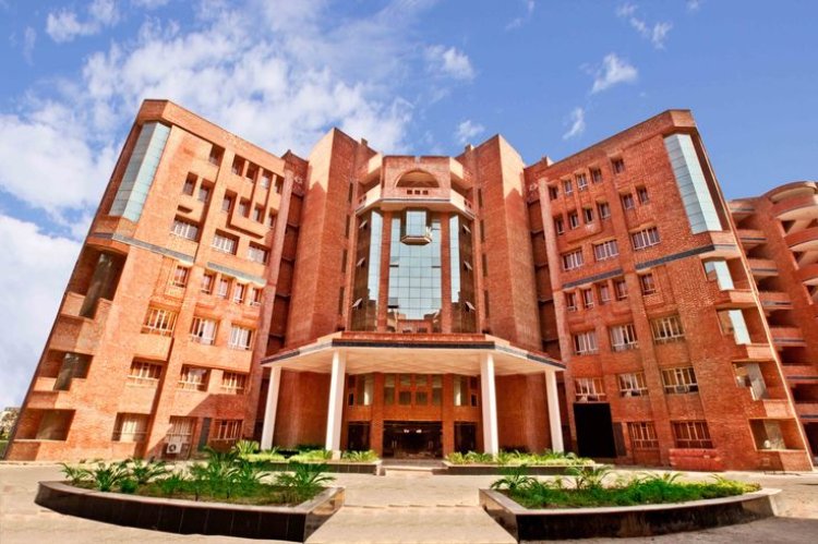 Looking For The Best MBA Programs In Noida? Here’s Your Complete Guide
