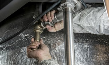 Water Line Installation vs Pipe Repair: How Plumbers Choose the Right Fix