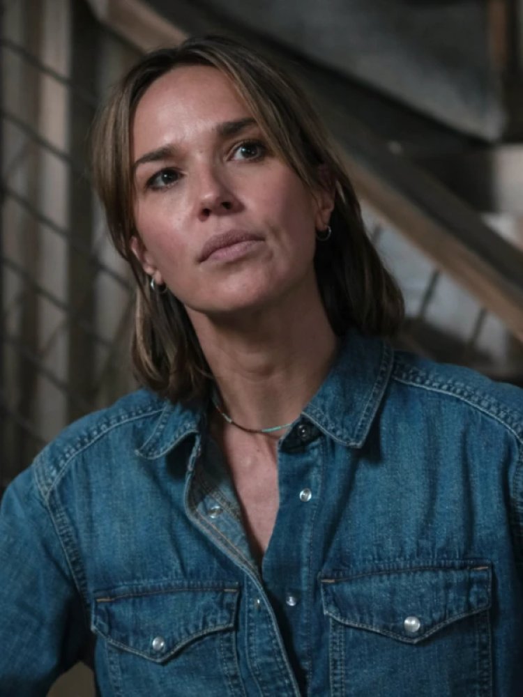 Marshals S01 Arielle Kebbel Blue Denim Jacket – A Classic Staple with a Modern TV Style Twist