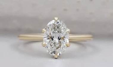 Luxury Engagement Rings with Sustainable Diamonds