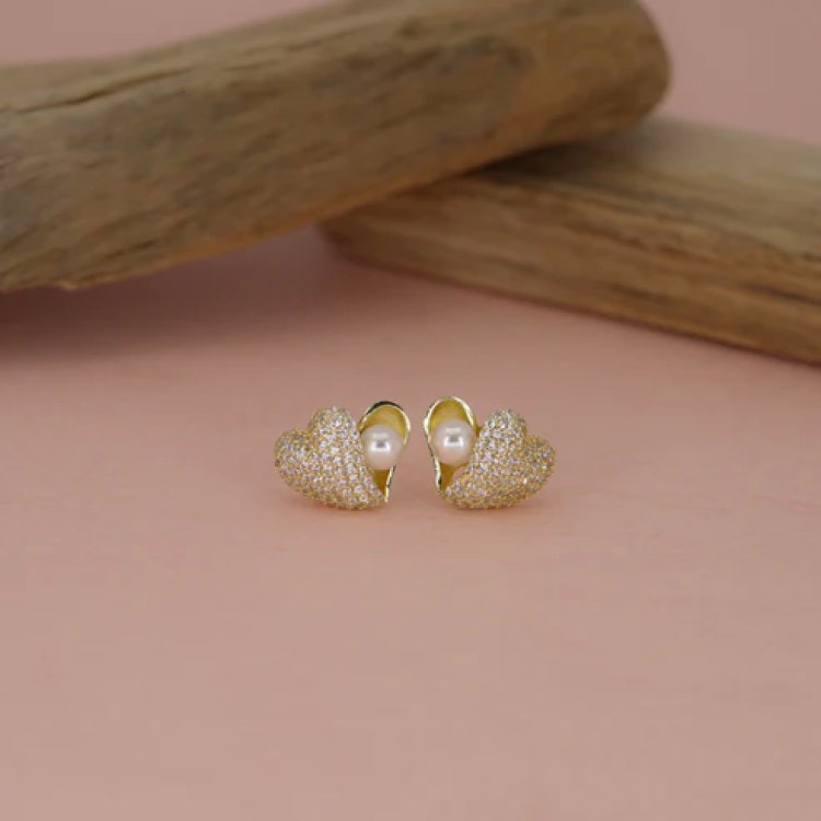 Benefit of Wearing Silver – Why Silver Jewellery Is Perfect for Everyday Use | Diamopure