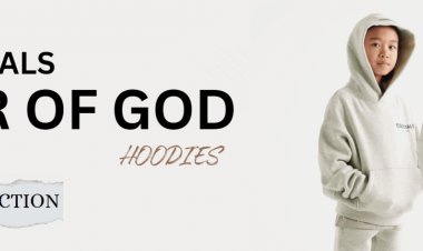 How Essentials Fear of God Became a Symbol of Modern Minimalist Fashion