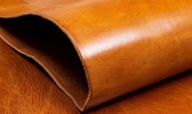 Why Are Vegetable Tanned Leather Hides Preferred by Leather Craftsmen?