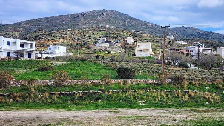 Buy a House in Greece and Enjoy a Dream Lifestyle by the Sea