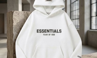 Essentials German Clothing Fashion: Why Fear of God Essentials Is Popular in Germany