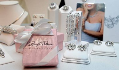 Why More Brides are Choosing Jewelry They Can Wear After the Wedding