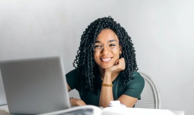 Thesis Editing: Why Do You Need a Professional Editor