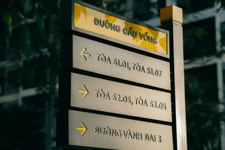 Outdoor Sign Solutions That Help Businesses Get Noticed