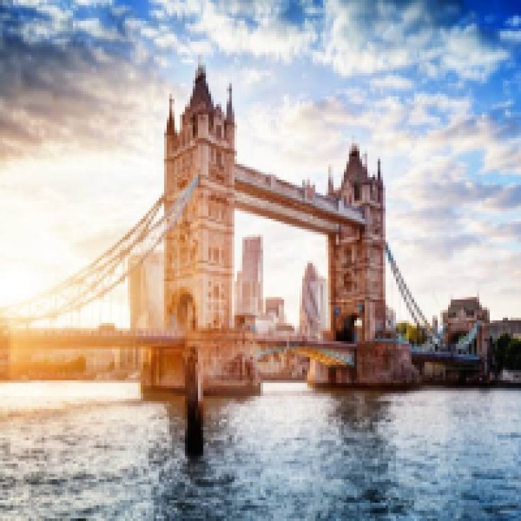 What Are Some Must-See Places in the UK for First-Time Visitors