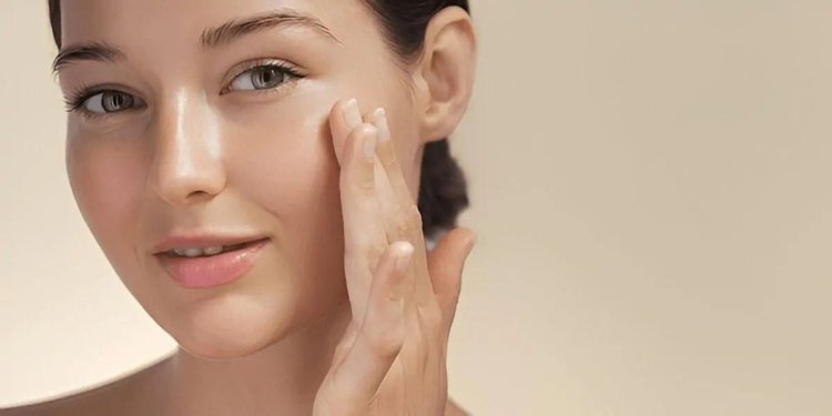 Why You Should Use the Best Skin Whitening Face Wash Daily