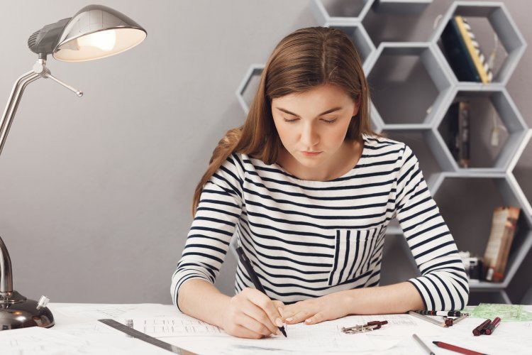 What Should Assignment Writing Contain? | Assignment Guide