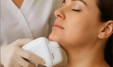 Everything You Need to Know About Double Chin Treatment in Delhi